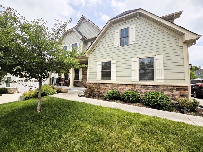 Building Photo - Executive home in Tarrington Subdivision on quiet cul-de-sac lot.