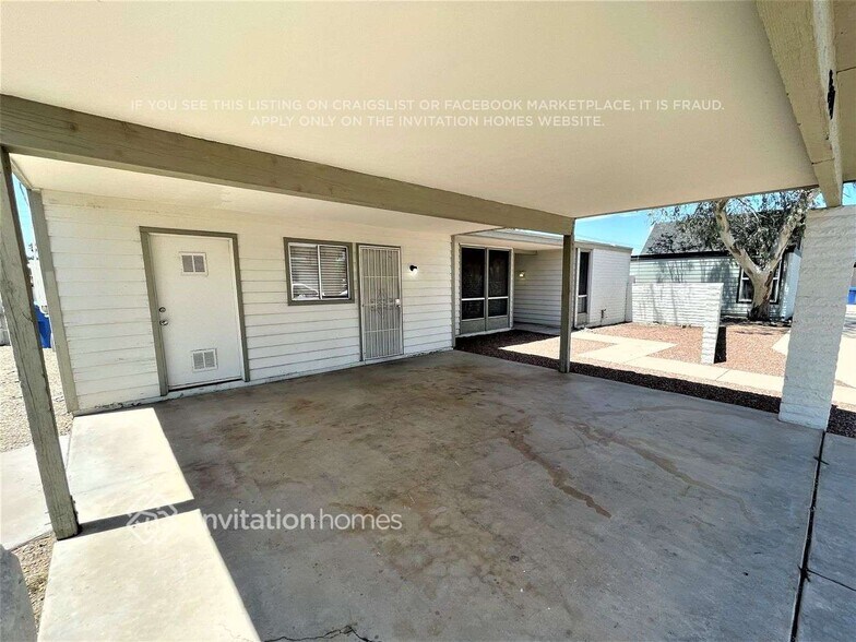 Building Photo - 3531 W Vogel Ave