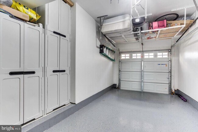 Building Photo - 43048 Vernon Ridge Terrace