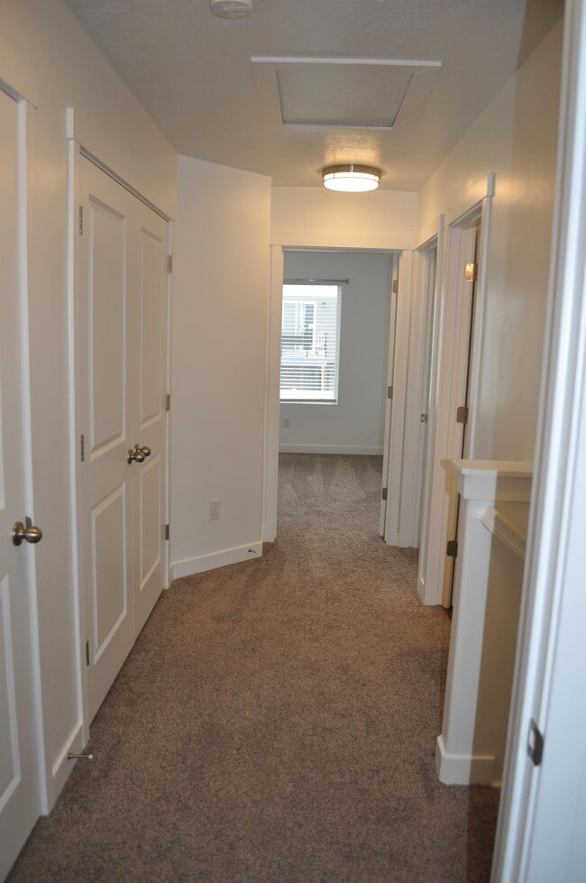 Building Photo - 14928 Messi St