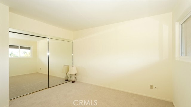 Building Photo - 344 Miraleste Dr