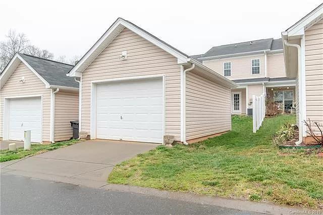 Building Photo - 13935 Waverton Ln