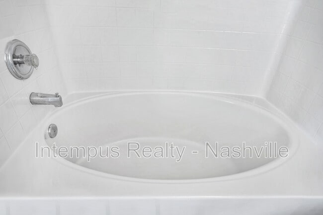 Building Photo - 601 Old Hickory Blvd