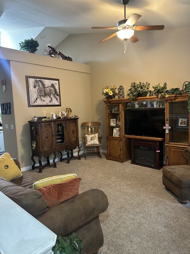 Building Photo - 3610 Porto Fino Ave