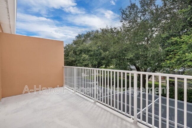 Building Photo - 1413 Retreat Cir