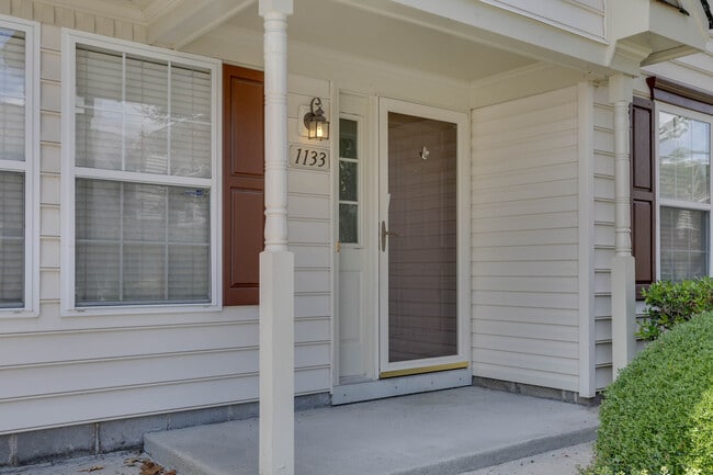 Building Photo - 1133 Lady Ashley Dr