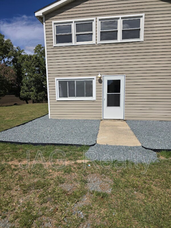 Building Photo - 3320 Griffin Cemetery Rd