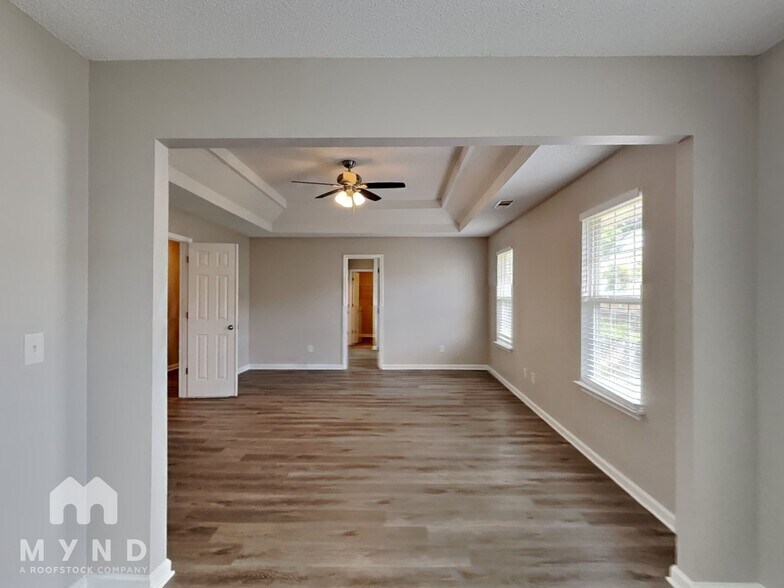 Building Photo - 11640 Registry Blvd