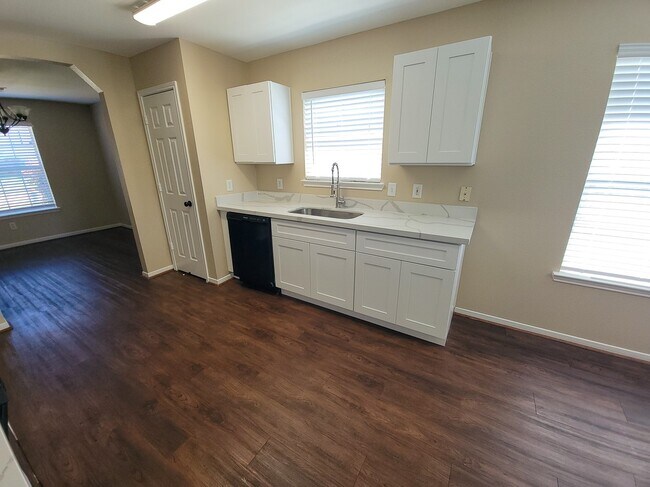 Building Photo - 3408 Wheatstalk Ln