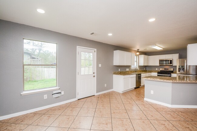 Building Photo - 22951 Twisting Pine Dr