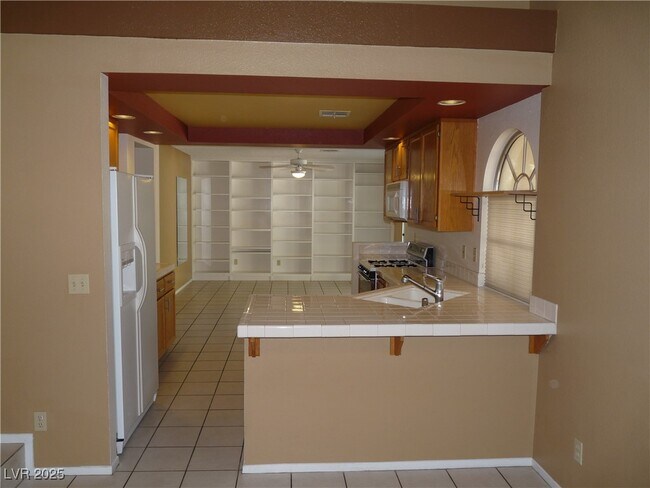 Building Photo - 912 Crowfoot