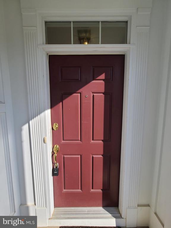 Building Photo - 42625 Homefront Terrace