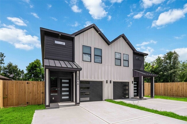 Building Photo - 1084 Junell St