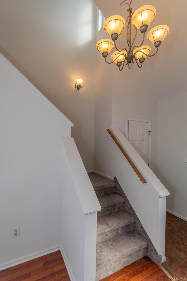 Building Photo - 99 Boniface Dr