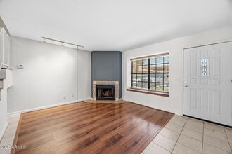 Building Photo - 5704 E Aire Libre Ave