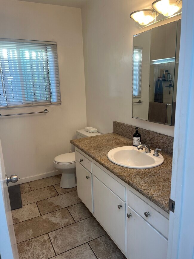 Building Photo - 8056 Redlands St