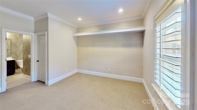 Building Photo - 11052 Preservation Park Dr