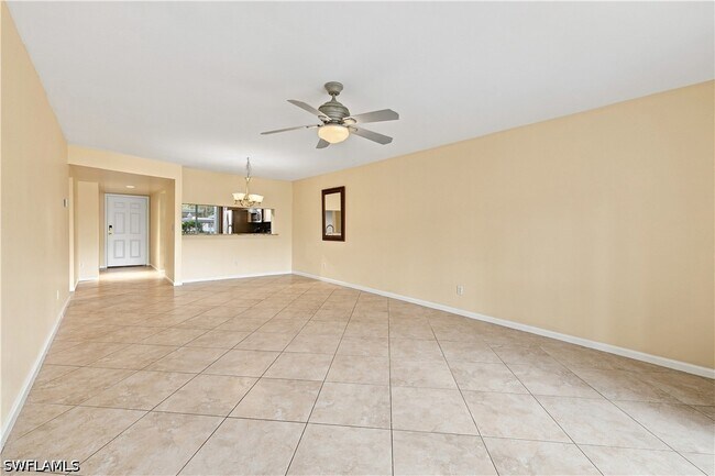Building Photo - 5980 Amherst Dr