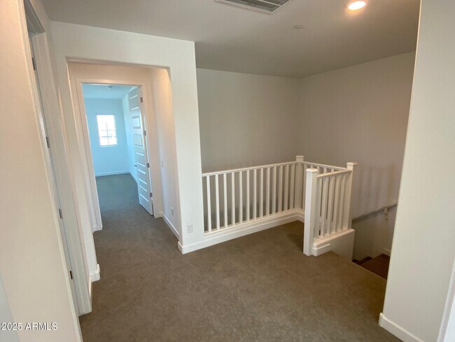 Building Photo - 4077 S Sabrina Dr