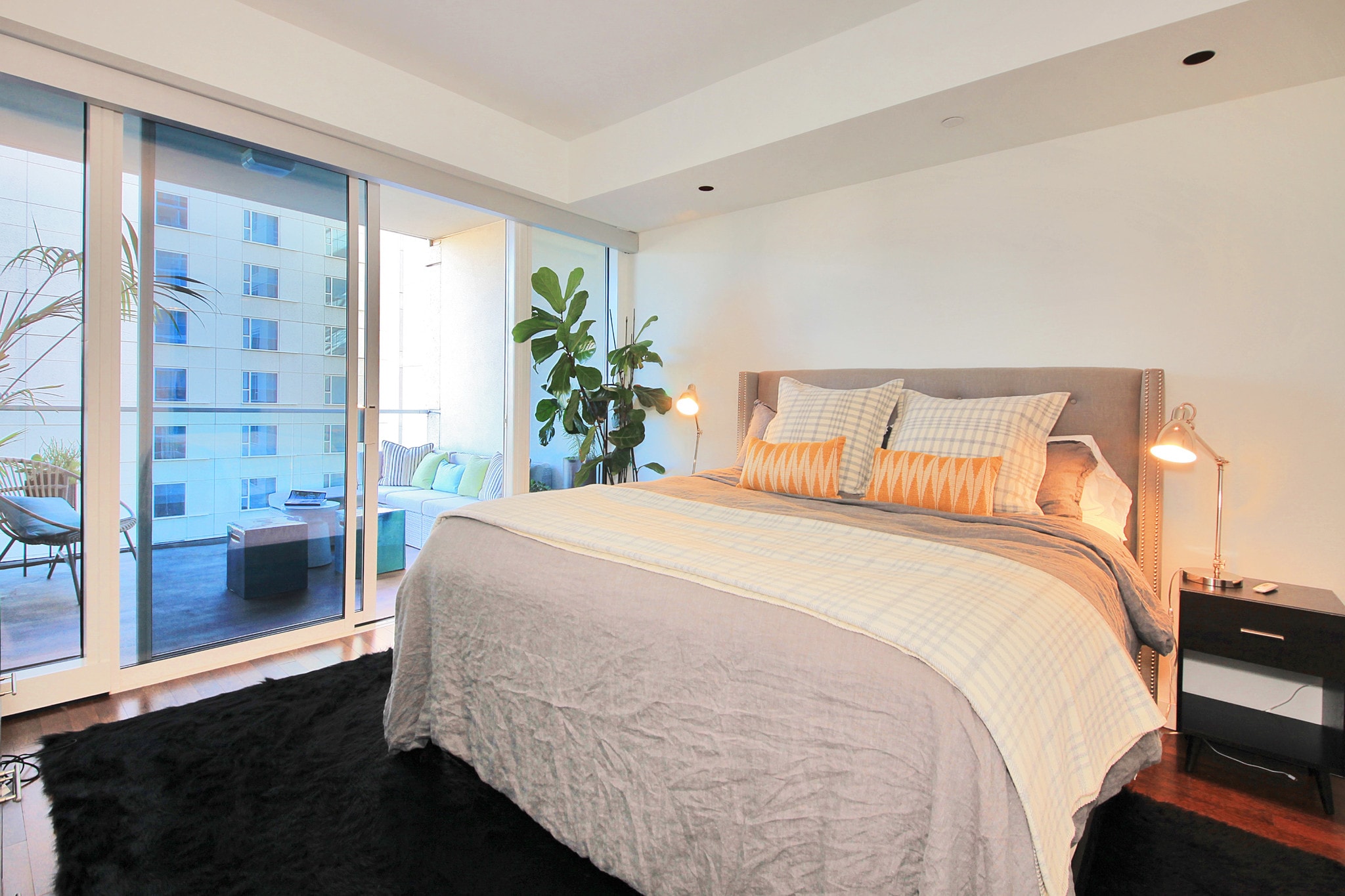 Building Photo - 6250 HOLLYWOOD Blvd