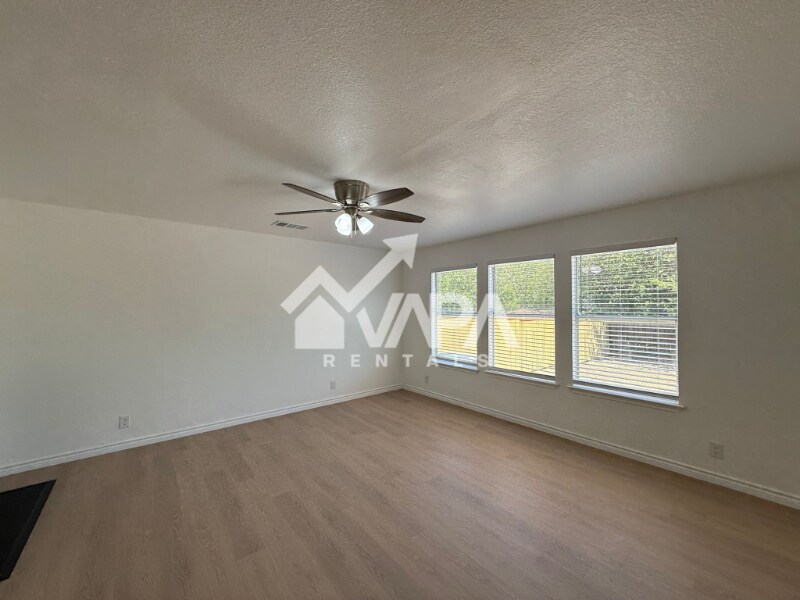 Building Photo - 7714 Hedrick Farm