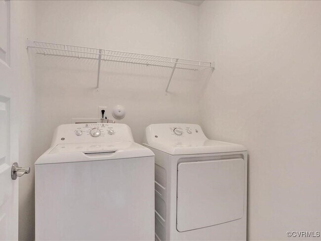 Building Photo - 334 Hay Ml Aly