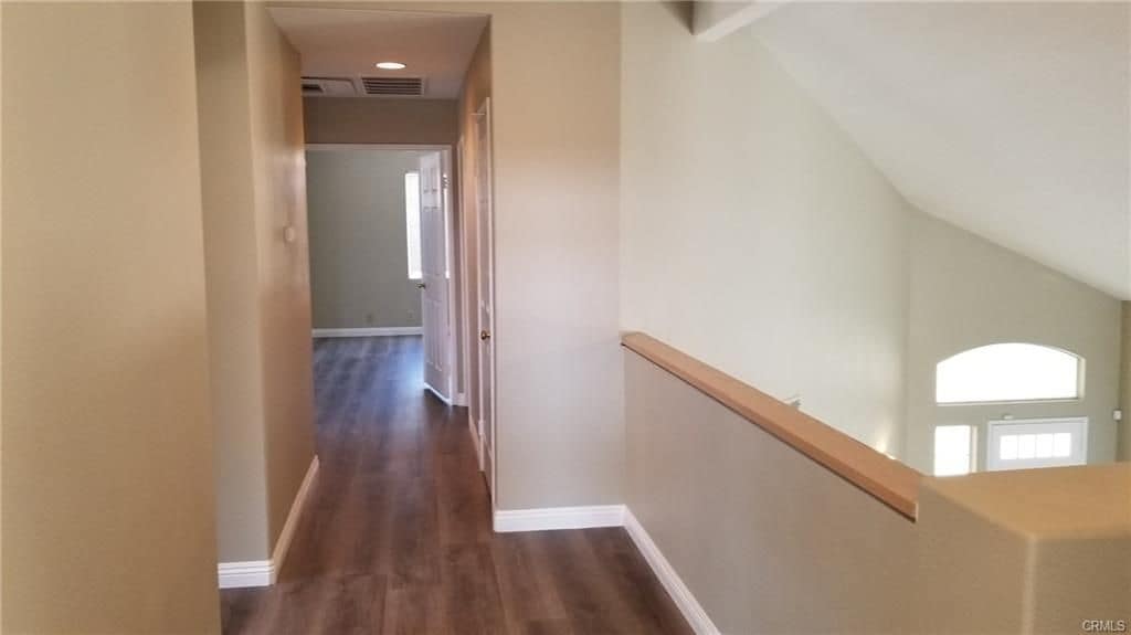 Building Photo - 424 Dylan Dr