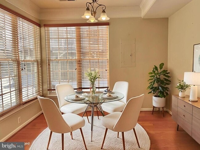 Building Photo - 12313 Tanalian Falls Ln