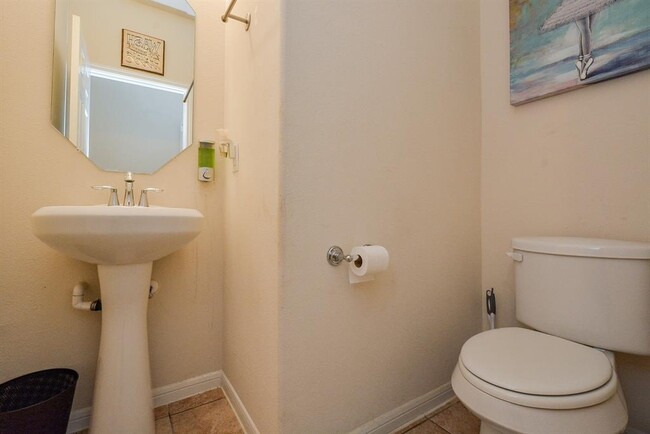 Building Photo - 6038 Wesley Manor Ct