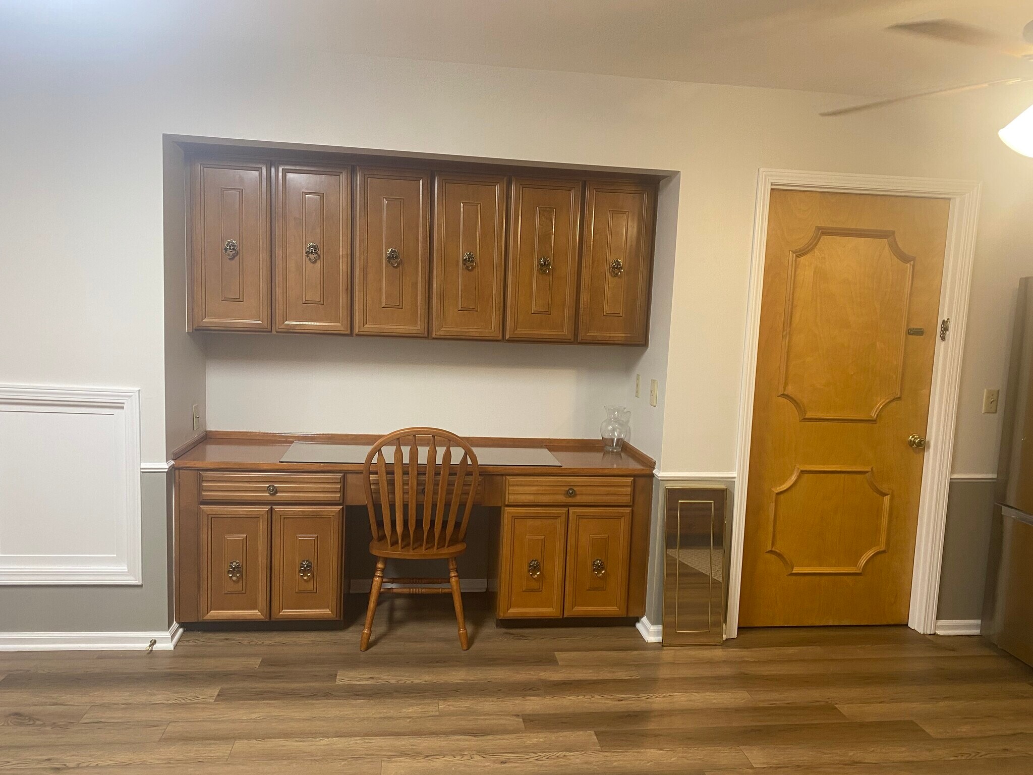 Kitchen desk area - 104 Winston Pl