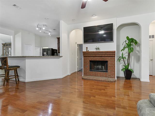 Building Photo - 2136 Walden Pl