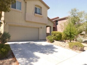 Building Photo - 3 Bedroom + Loft + Den Home in North Las V...