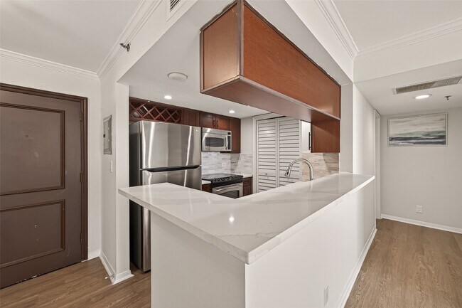 Building Photo - 3525 Sage Rd