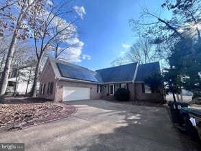 Building Photo - 3012 Cruiser Dr