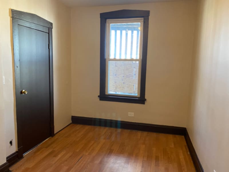Building Photo - 4138 S Archer Ave
