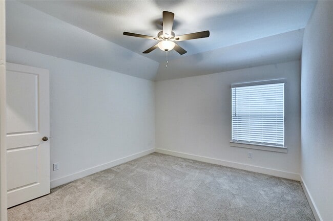 Building Photo - 7302 New Pecan Dr