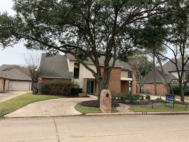 Building Photo - 614 Ellingham Dr