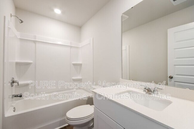 Building Photo - 159 Fern Brg Dr