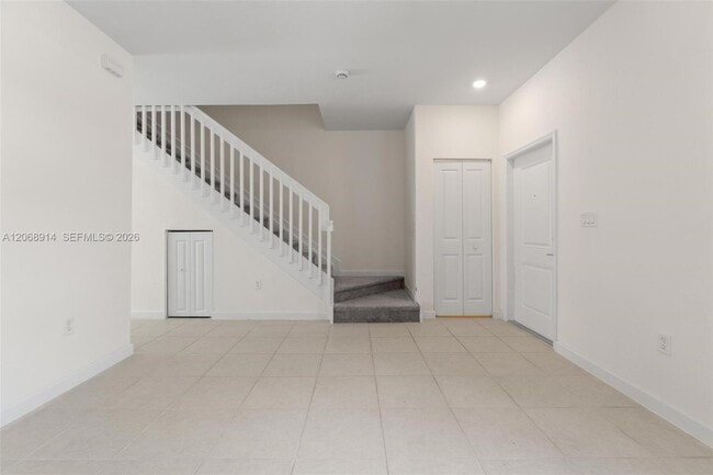 Building Photo - 2634 SE 29th St