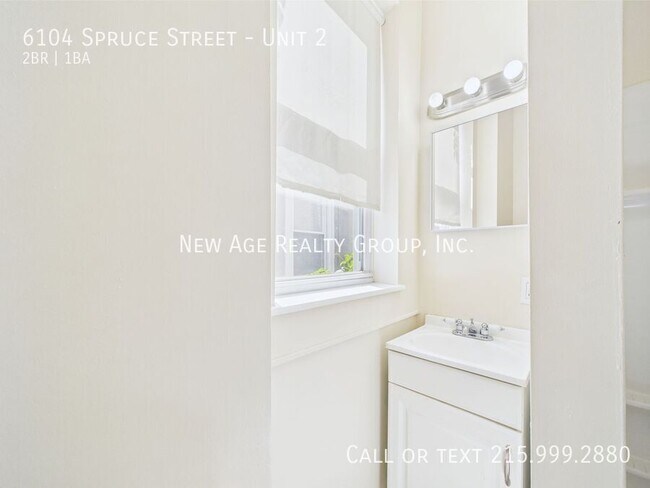 Building Photo - 6104 Spruce St