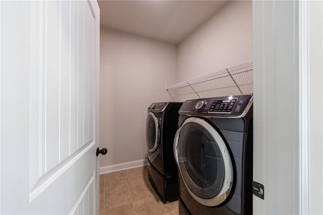 Building Photo - 11 Autumn Wood Dr