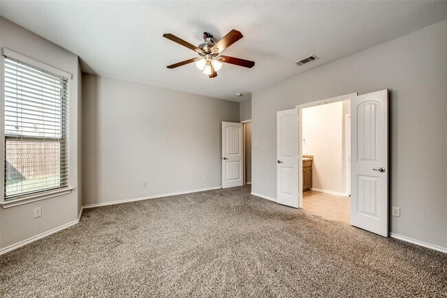 Building Photo - 1217 Nora Ln