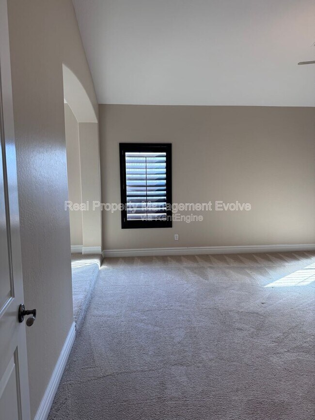 Building Photo - 27313 N 23rd Ln