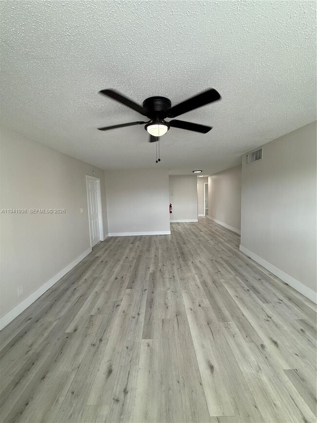 Building Photo - 921 SW 74th Terrace