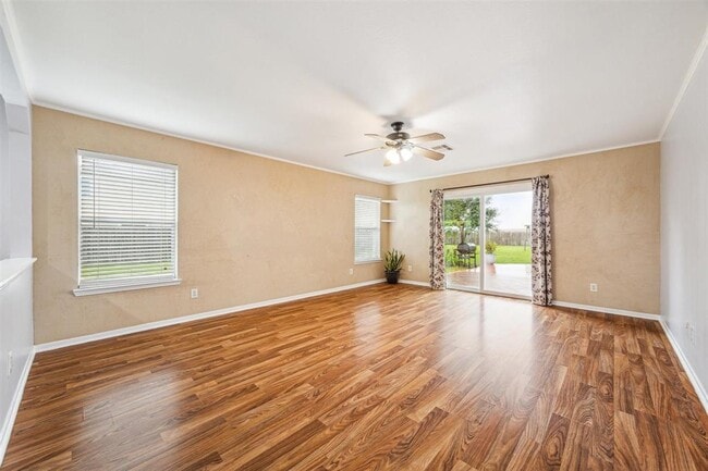 Building Photo - 3402 Fox Ct