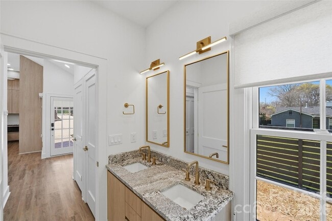 Building Photo - 1840 Merriman Ave