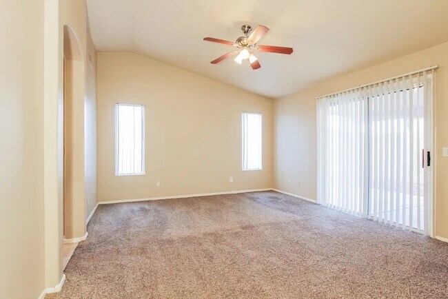 Building Photo - 2047 N 90th Ln