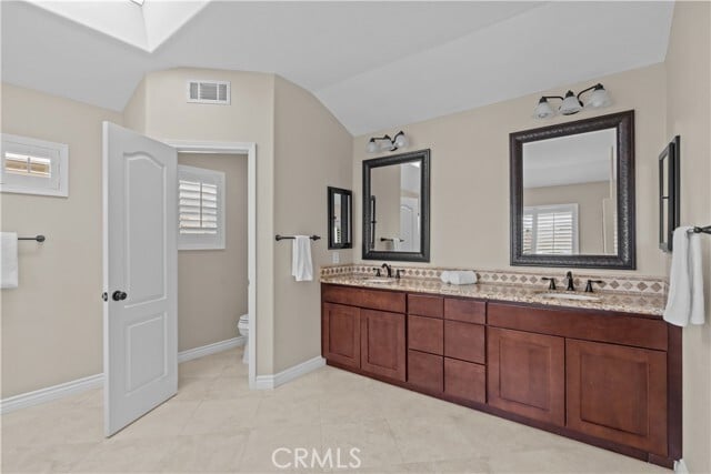 Building Photo - 22711 Las Brisas Cir