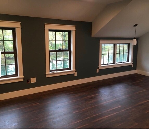 Building Photo - 91 S 91st St