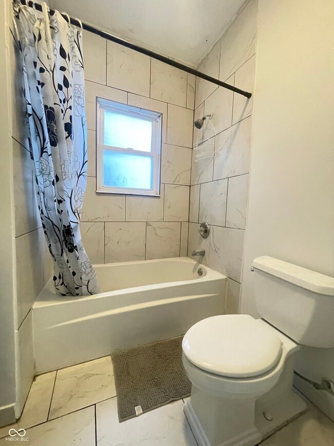 Building Photo - 3818 Central Ave